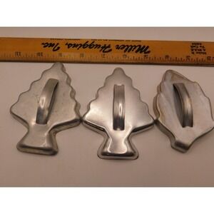 Set of 3 Cookie Cutters Christmas Tree Leaf